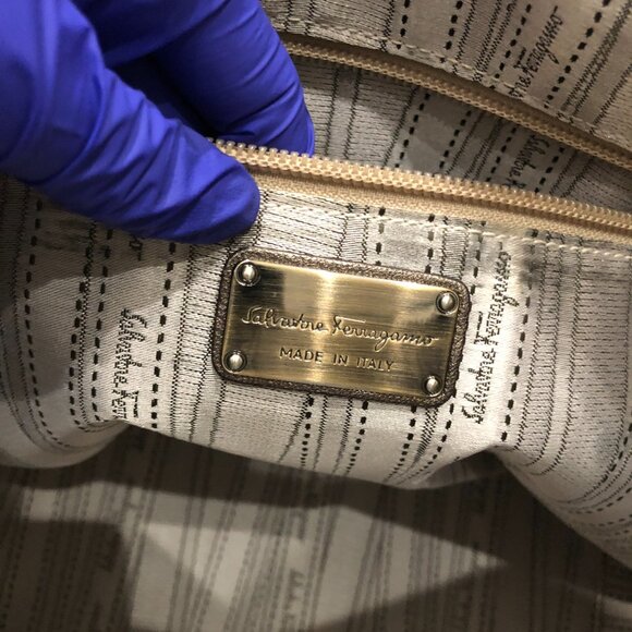 #7 Ferragamo Metallic Shoulder Bag Sku# 85477 (Gently Used) - Picture 14 of 16